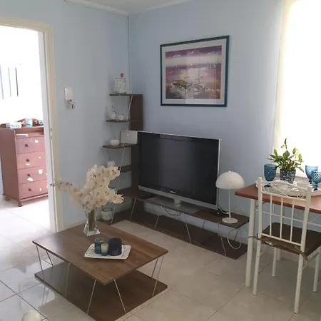 Nikoleta Apartment *