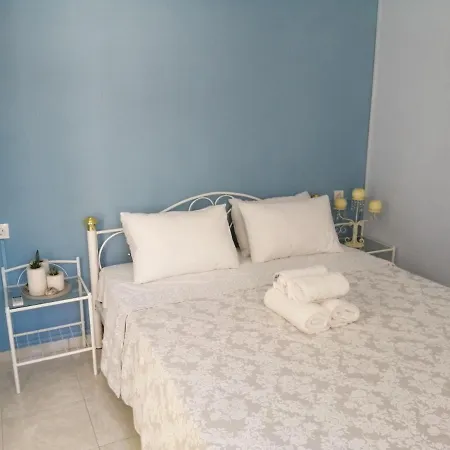 Nikoleta Appartement *
